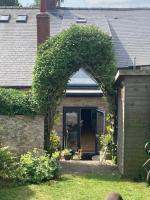 Bulldog Cottage - B&B