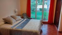 Villa con piscina junto a la playa - Ferienwohnung Roche