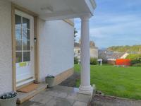 Spacious 2-bed with Free Parking - B&B