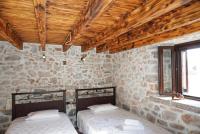 Ogustus Four Seasons Residence - B&B