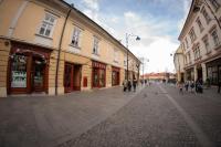 Main Square Large Apartment - B&B
