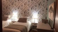 Doppel-/Zweibettzimmer mit eigenem Bad