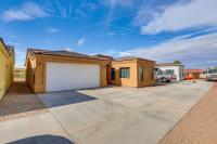 7 Mi to Golf: Mtn-View Retreat in Bullhead City - Chambres d'hôtes Bullhead City