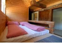 Bed in 10-Bed Mixed Dormitory Room