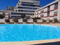 Suite élégante Club Centre-ville Wifi Piscine - ROSSIconciergerie - Linge inclus - B&B