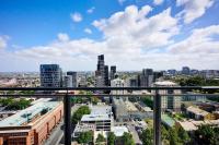 Sleek and Stylish Studio Apartment on Spencer - Chambres d’hôtes Melbourne