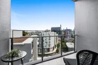Capri Apartments - Free Secure Parking - Bed and Breakfast Brisbane