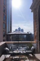 Spacious and Premium 2 Bedroom Apartment with Panoramic Terrace and Rudaki Park View in Prime Dushanbe Location - B&B Dušhanbe
