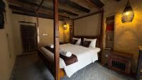 Superior King Suite