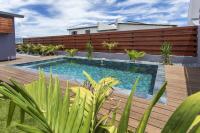 VILLA BELLEVUE classée 5 Étoiles - Villa 8 pers avec piscine chauffée à 8 min de l'aéroport de ST DENIS de la Réunion - Ferienwohnung