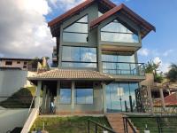 Casa nova, piscina e vista para as montanhas - B&B