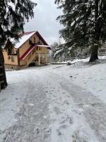 У Мироняка коло лісу - B&B
