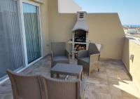 Lovely 1-bedroom penthouse with BBQ area - B&B La Cala