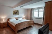 Camera Tripla Classic