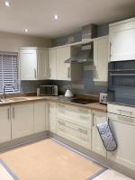 Cambria, a modern 3 bedroom house - Chambres d'hôtes Newcastle Emlyn