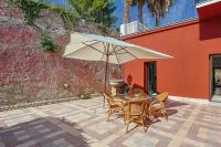 Dimora Burrafato - Antico Palazzo sul Lungomare - B&B Marina di Caronia