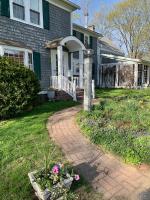 Charming 4BR colonial close to downtown - Ferienwohnung Keene