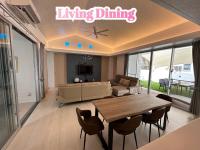 Sea Side Loco's - Ferienwohnung Yaka