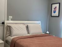Private Room with Ensuite - B&B