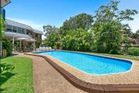 Your Noosa HQ - modern apartment near everything! - B&B