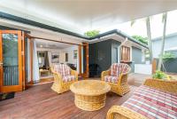 Driftwood By Khove - B&B Gold Coast