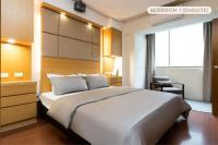 Vintage 3B2b Living, Dining, Kitchen Zhongxiao Dunhua MRT - 復古3房2衛 客廳 餐廳 廚房 忠孝敦化捷運 - B&B Taipei