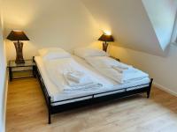 One-Bedroom Apartment with Balcony