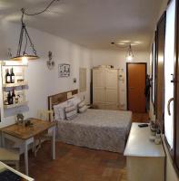 Taty House Studio Apartment - B&B
