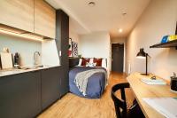 Vita Student only Luxury Studio, Circle square Manchester,Minimum 42 nights - B&B