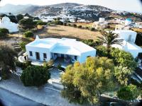 Villa Arades Sifnos with Private Pool - Ferienwohnung