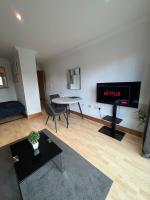 Studio Apartment 5 with balcony and river view - B&B Norwich