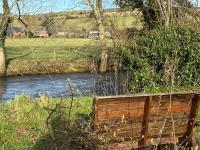 Charming 2 bedroom Lodge In the Shropshire Countryside with Fantastic Views - Chambres d'hôtes Clunton