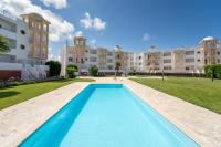 The Blue Wave - B&B Nazaré