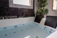 Evasion romantique avec jacuzzi - Ferienwohnung Savigny-le-Temple