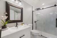 Casa Sevilla - 4 BD - Sleeps 8 - Pool Spa - Disney - B&B Davenport