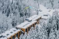 ski in ski out apartment in Kokhta-Mitarbi resort - B&B