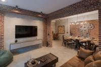 The Old Town Industrial Vault - A Fusion of Past & Present - B&B Bucharest