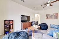 4 Mi to Dtwn: Family Home w/ Games in Frisco - Chambres d'hôtes Frisco