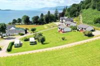 Ash, Birch and Rowan Self Catering Cabins - B&B