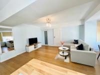 Piata Ovidiu 14 - B&B Costanza