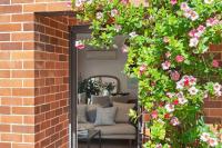 Reed Cottage - in the heart of Sydney - Bed and Breakfast Sydney