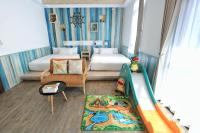 Twin Room with Balcony