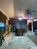 Kerlingfornia Pond View Farm House - B&B Kerling