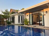 Enchanted Pool Bungalows Siem Reap, near Angkor Golf Resort - Chambres d’hôtes Kruos