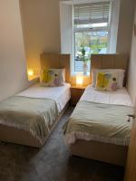 34 James St cosy 2 bedroom, ground floor apartment, garden - B&B Helensburgh