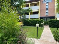 Il Gabbiano - Apartments in residence with Pool - Chambres d’hôtes Desenzano del Garda