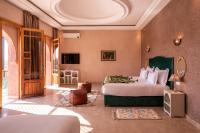 King Suite with Pool View