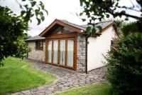 One-Bedroom Bungalow