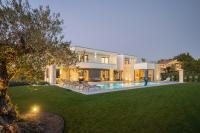 Villa Asmoa for 8 people near Porec with 45 m2 heated pool, wellness & sea view - Chambres d'hôtes Rapavel