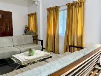 Casa Leonor General Luna Siargao - Bed and Breakfast